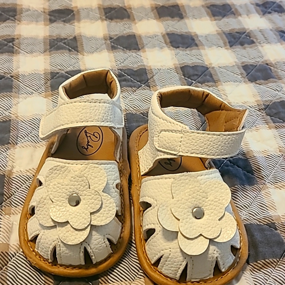 Toddler white sandals
